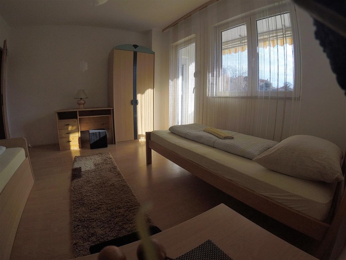 Rooms Deny Mostar Esterno foto